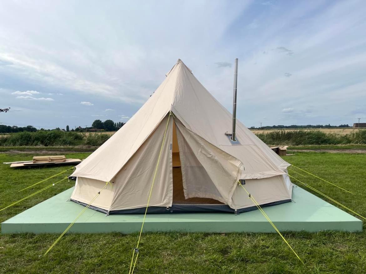 위스벡 Boyce Fen Farm Retreat Glamping & Fishery 빌라 외부 사진