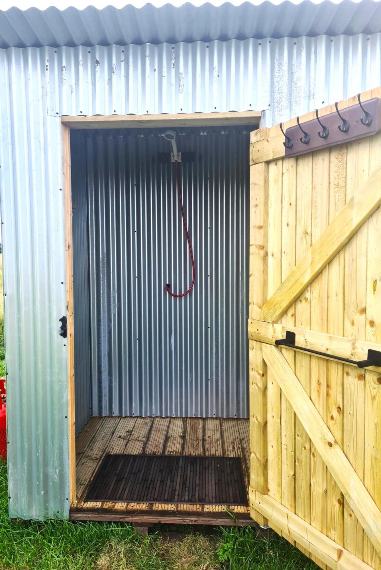 위스벡 Boyce Fen Farm Retreat Glamping & Fishery 빌라 외부 사진