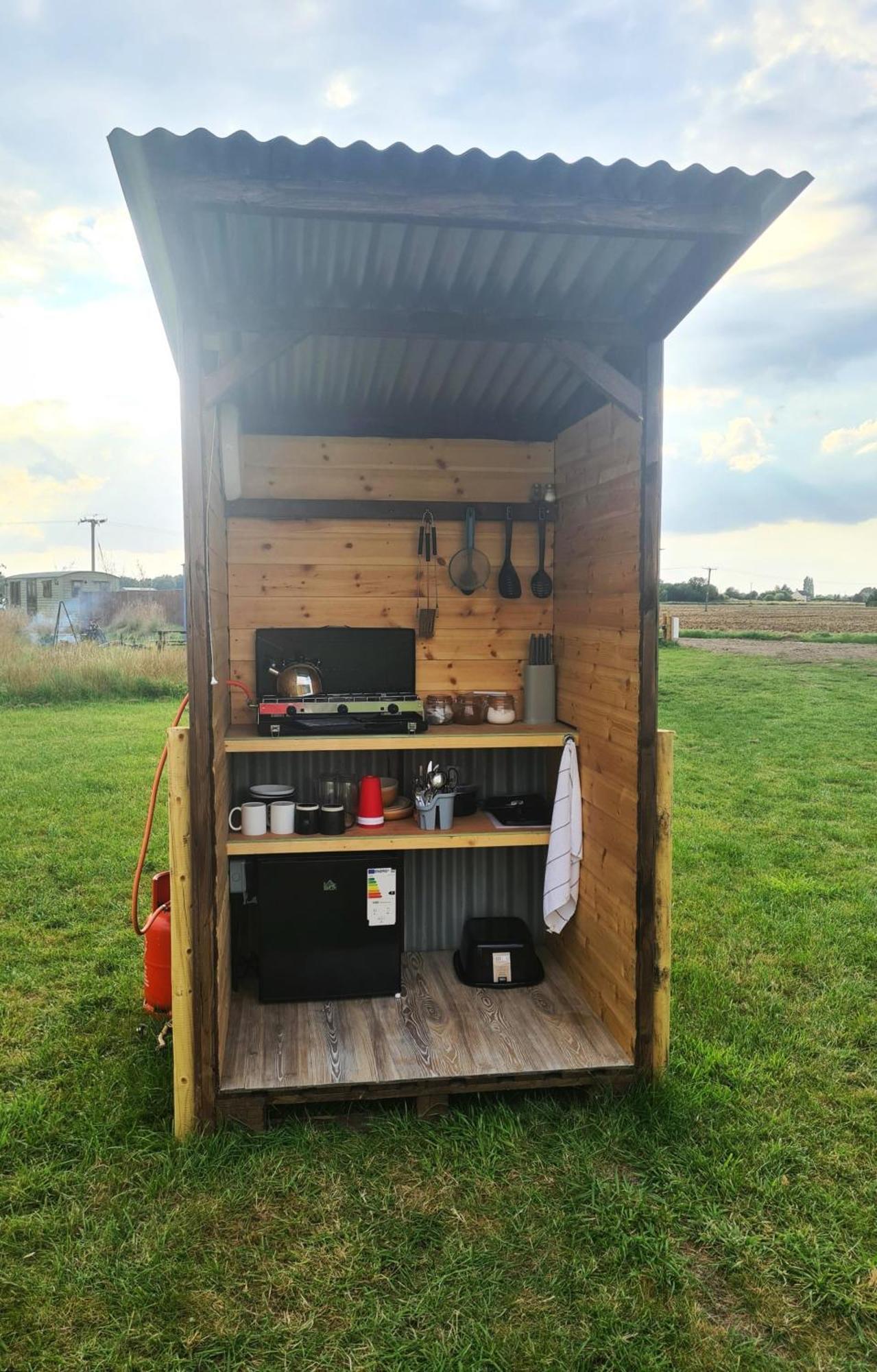 위스벡 Boyce Fen Farm Retreat Glamping & Fishery 빌라 외부 사진